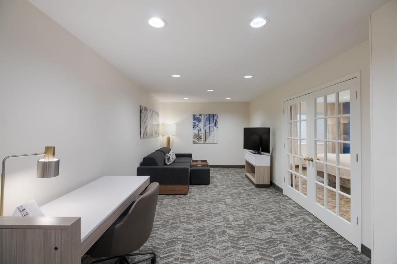 Springhill Suites By Marriott Dallas Nw Highway At Stemmons / I-35East Экстерьер фото